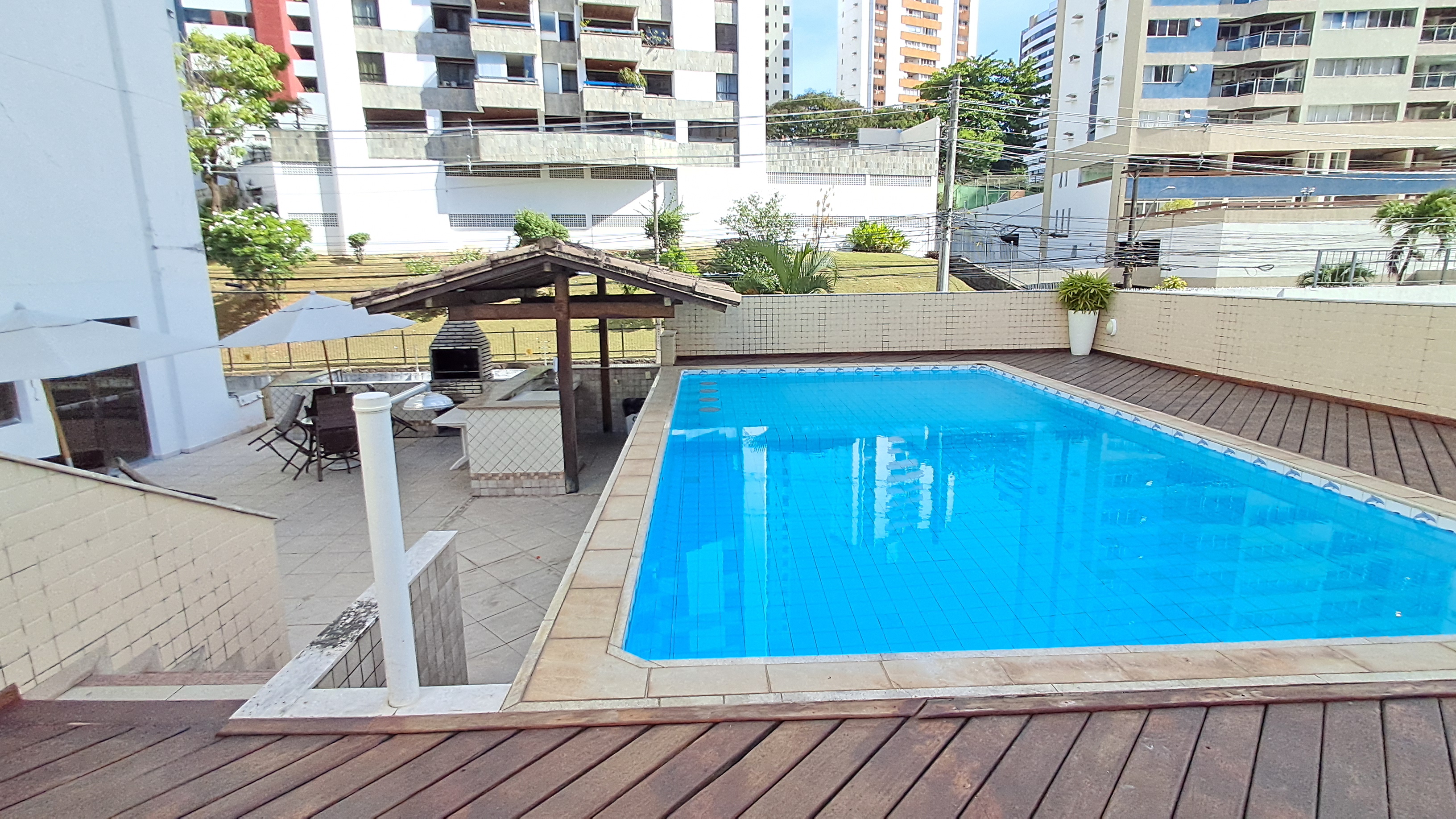 Piscina Ampla